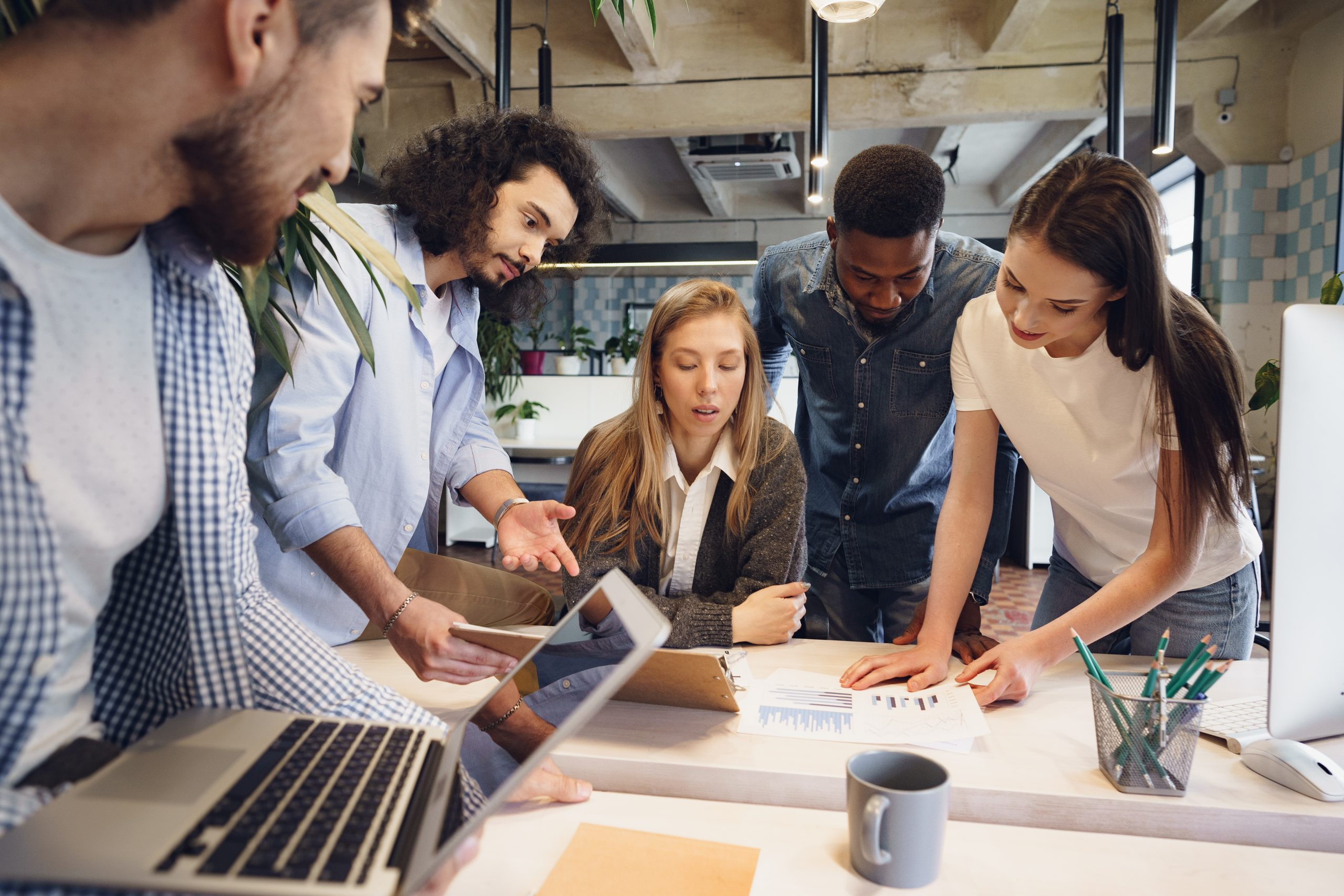 Working together as a team in the workplace